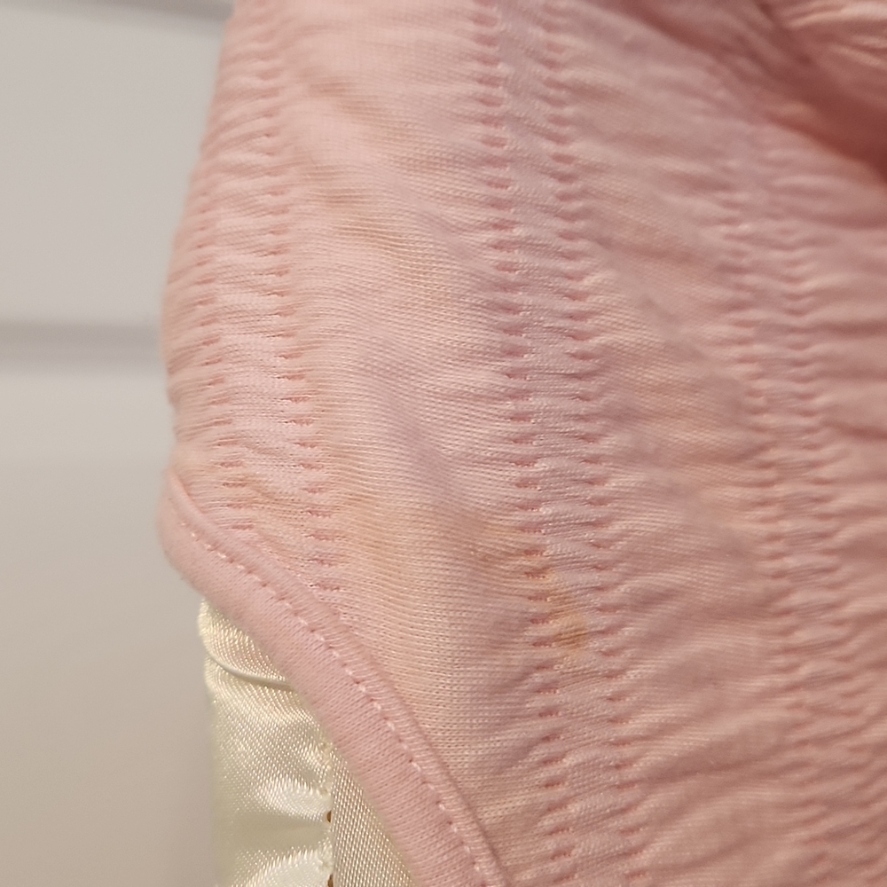 Pink ruffle top - Picture 6 of 7